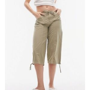 TopShop Capri Cargo Pants Size 4 Green Tan‎ NWT